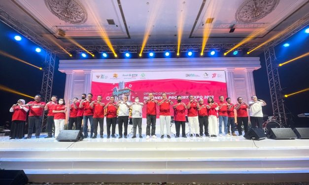 BP Tapera, Kementerian PUPR, Bank BTN dan PT SMF Bersama membuka Pameran Indonesia Property Expo 2022
